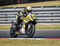Ongekend succes voor VLR-NIWA rijder Kas Beekmans in Sportbike klasse BSB